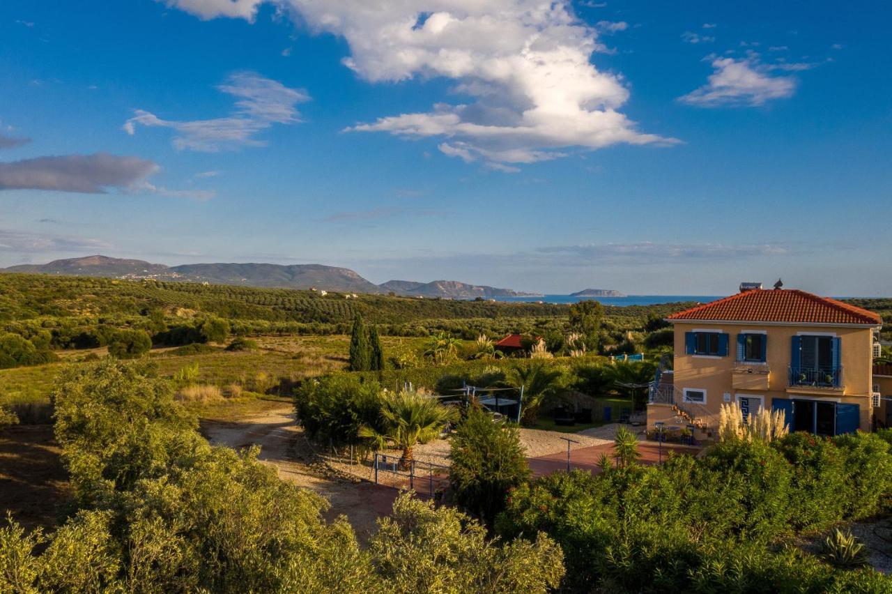 Villa Finiki Messinia Upstairs Экстерьер фото